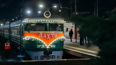Туристический ретропоезд «Лахта» отправится в новогоднее путешествие 30 и 31 декабря