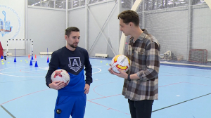 От простой чеканки до виртуозных трюков. Футбольный фристайл