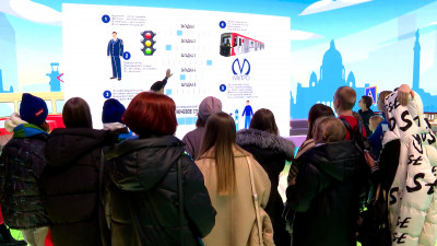 На выставке «Россия» провели игру «Транспортный Петербург» и показали уникальный макет