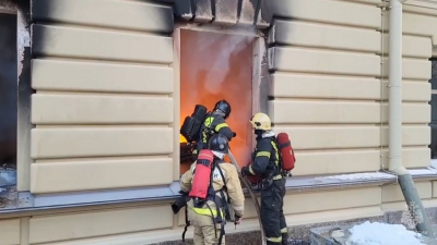 В МЧС Петербурга показали видео тушения пожара в консерватории