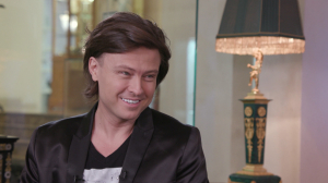 Любовь к русской песне, никаких шахматных расчётов и абсолютное творчество — встречаем утро с Прохором Шаляпиным