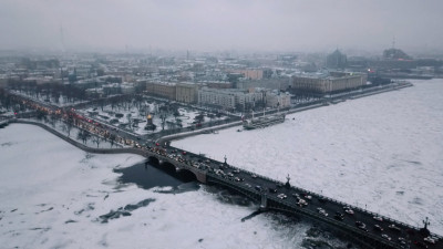 Снег с дождём, тепло и серость: в Петербурге изменится погода