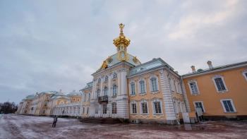Два дворца в Петергофе и Ораниенбауме станут бесплатными для женщин 8 марта