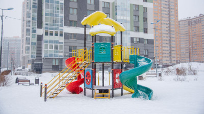 Инспекторы ГАТИ проверили состояние около 5 тысяч детских площадок в Петербурге за два года