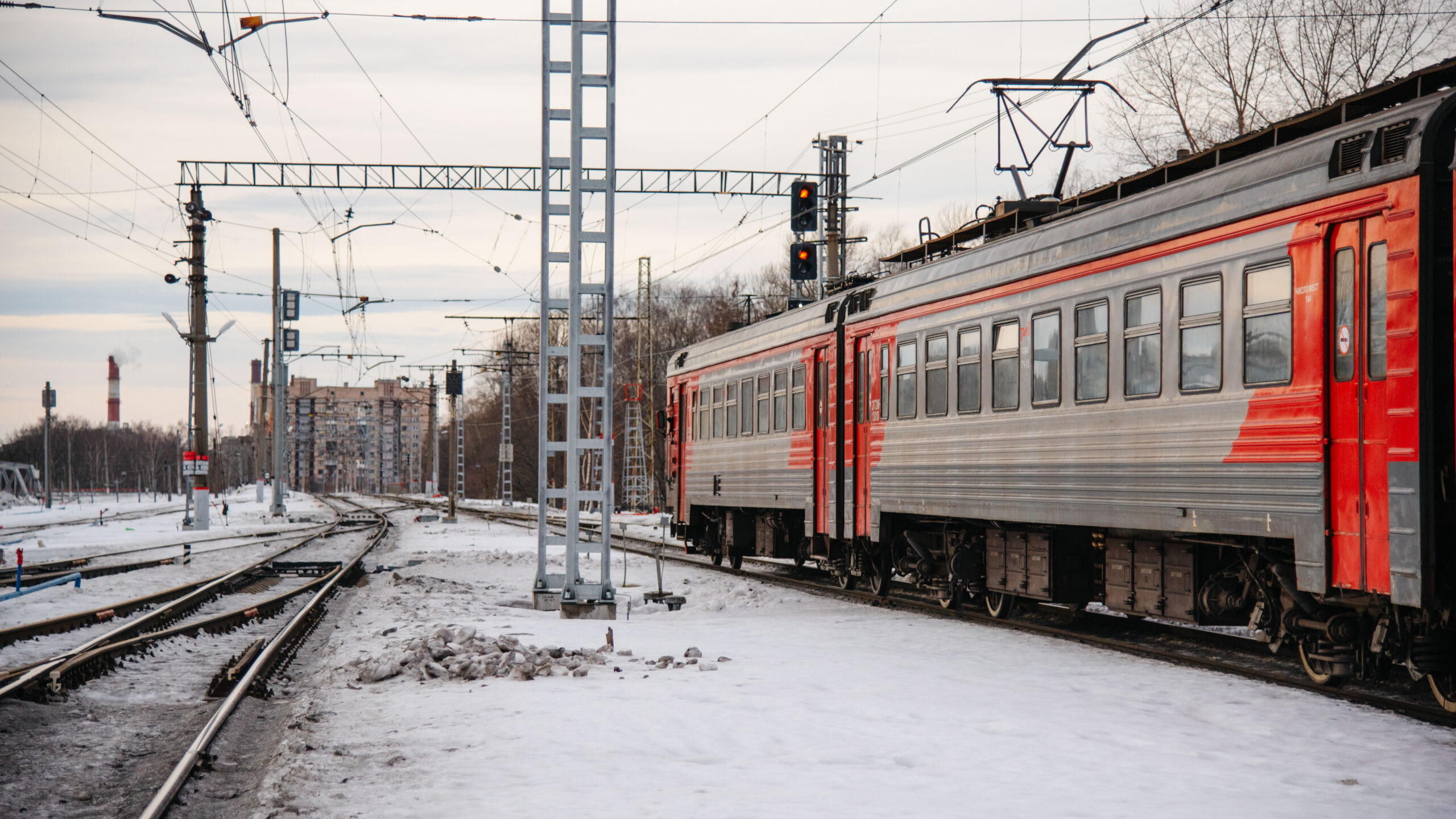 На Черноморском побережье восстановили движение поездов по одному из путей  | Телеканал Санкт-Петербург