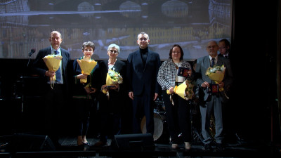 Почетное звание: в Доме журналиста наградили заслуженных работников СМИ Петербурга