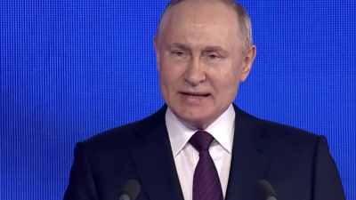 Владимир Путин провел в Петербурге совещание по вопросам социально-экономического развития города