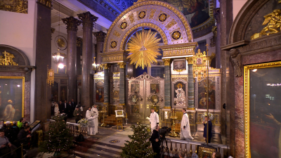 Главная рождественская литургия состоялась в Казанском соборе