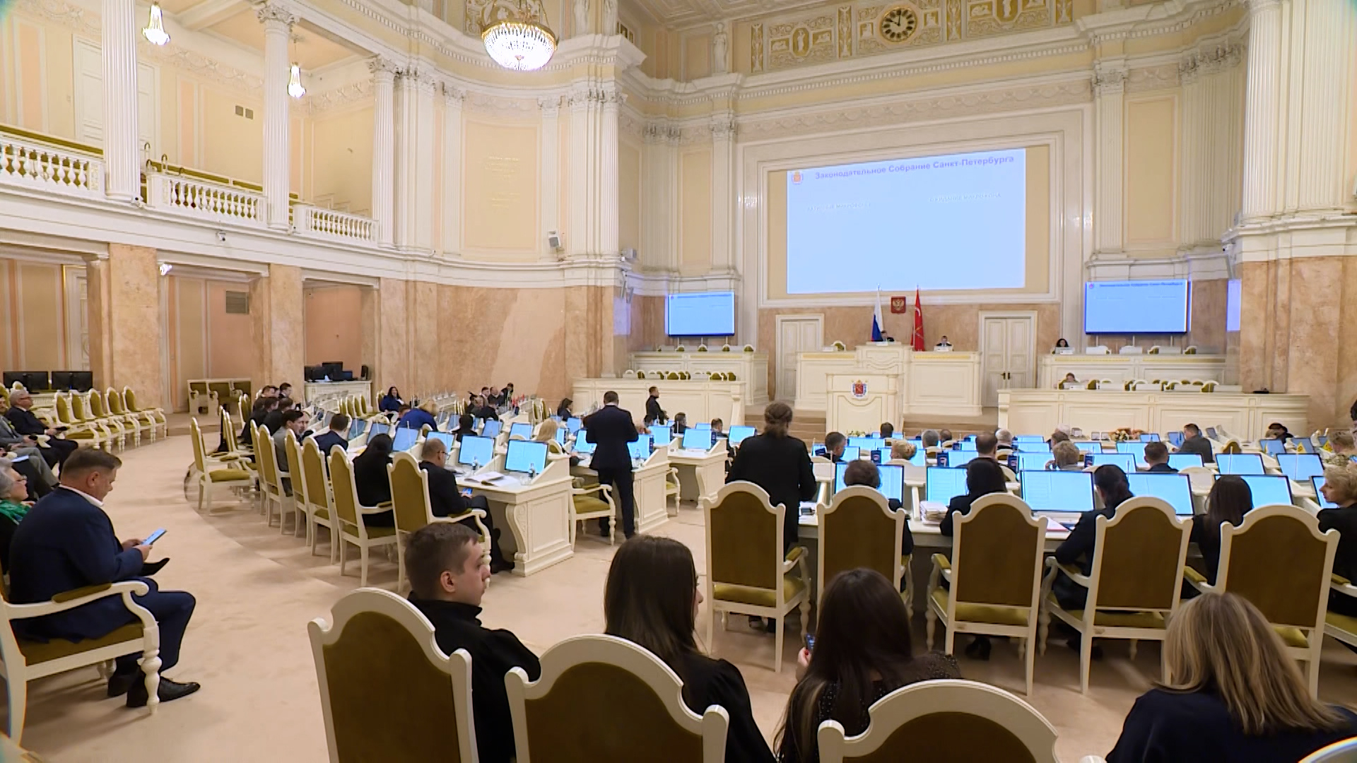 Петербургские компании, выполняющие оборонный заказ, смогут получить