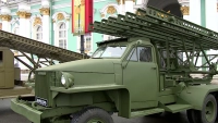 На Дворцовой площади откроют выставку ретро-автомобилей