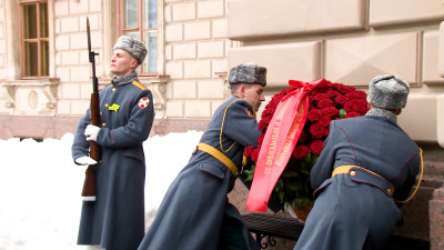 войска национальной гвардии россии. армия в питере. армия санкт-петербург. солдат в санкт петербург. военно-космическая академия имени а.