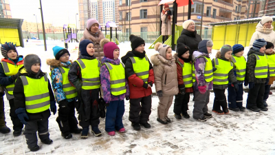 На Богатырском проспекте открыли новый детсад на 140 человек