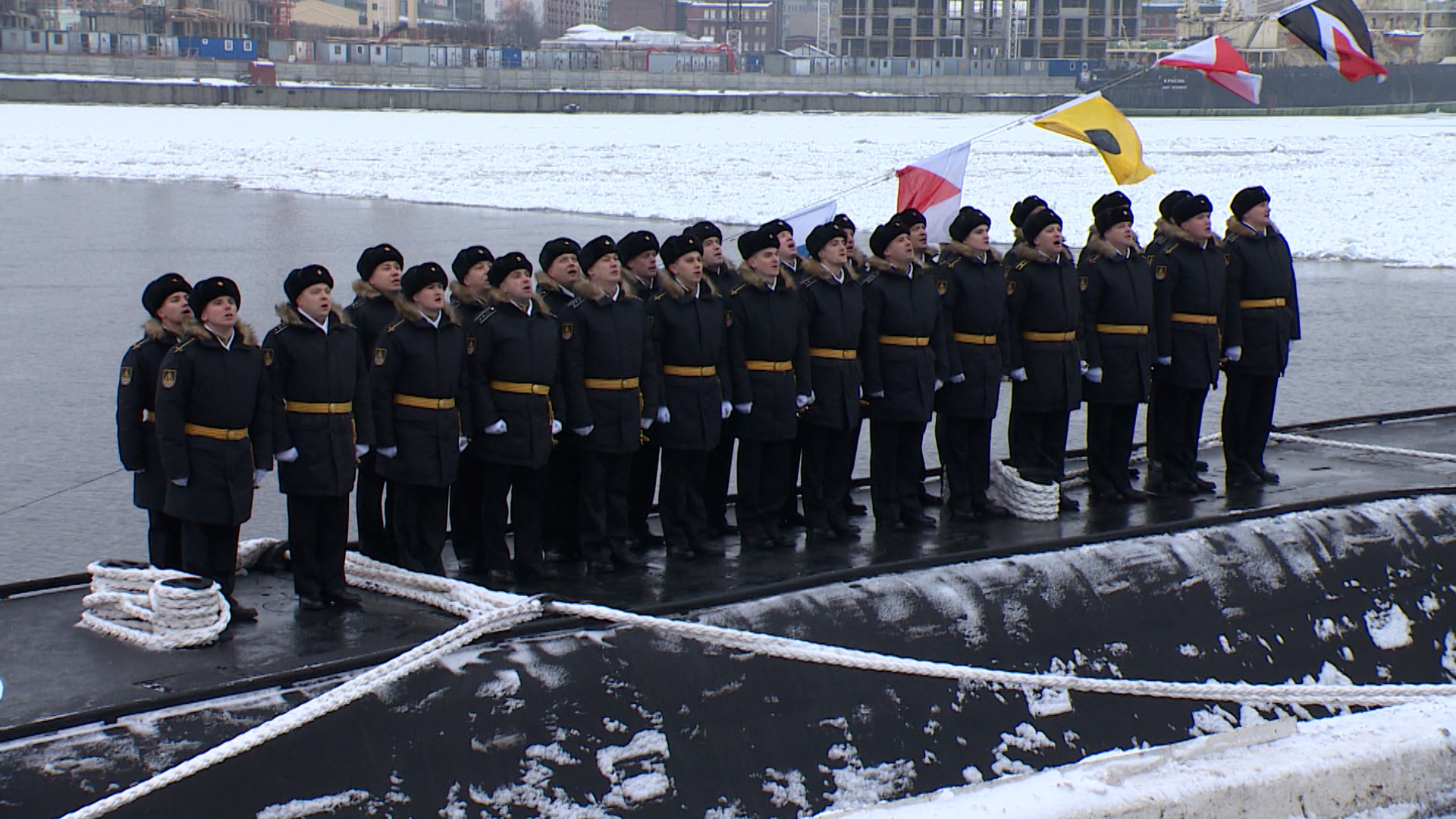 На «Кронштадте» подняли флаг ВМФ: чем уникальна одна из самых тихих в мире  субмарин | Телеканал Санкт-Петербург