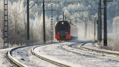 Ускоренная «Ласточка» перевезла почти 4,5 тыс. пассажиров между Петербургом и Великим Новгородом