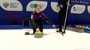 Не только шахматы на льду, но и сжигание лишних калорий: осваиваем кёрлинг