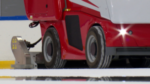 Соучастники успеха: тонкости работы ледоваров и подготовки льда для разных видов спорта