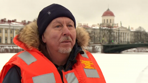 Выходить на лёд опасно! В Петербурге действует запрет выхода на лёд городских водоёмов
