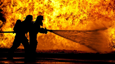 В Пермском крае загорелся газопровод: огонь перешёл на дома