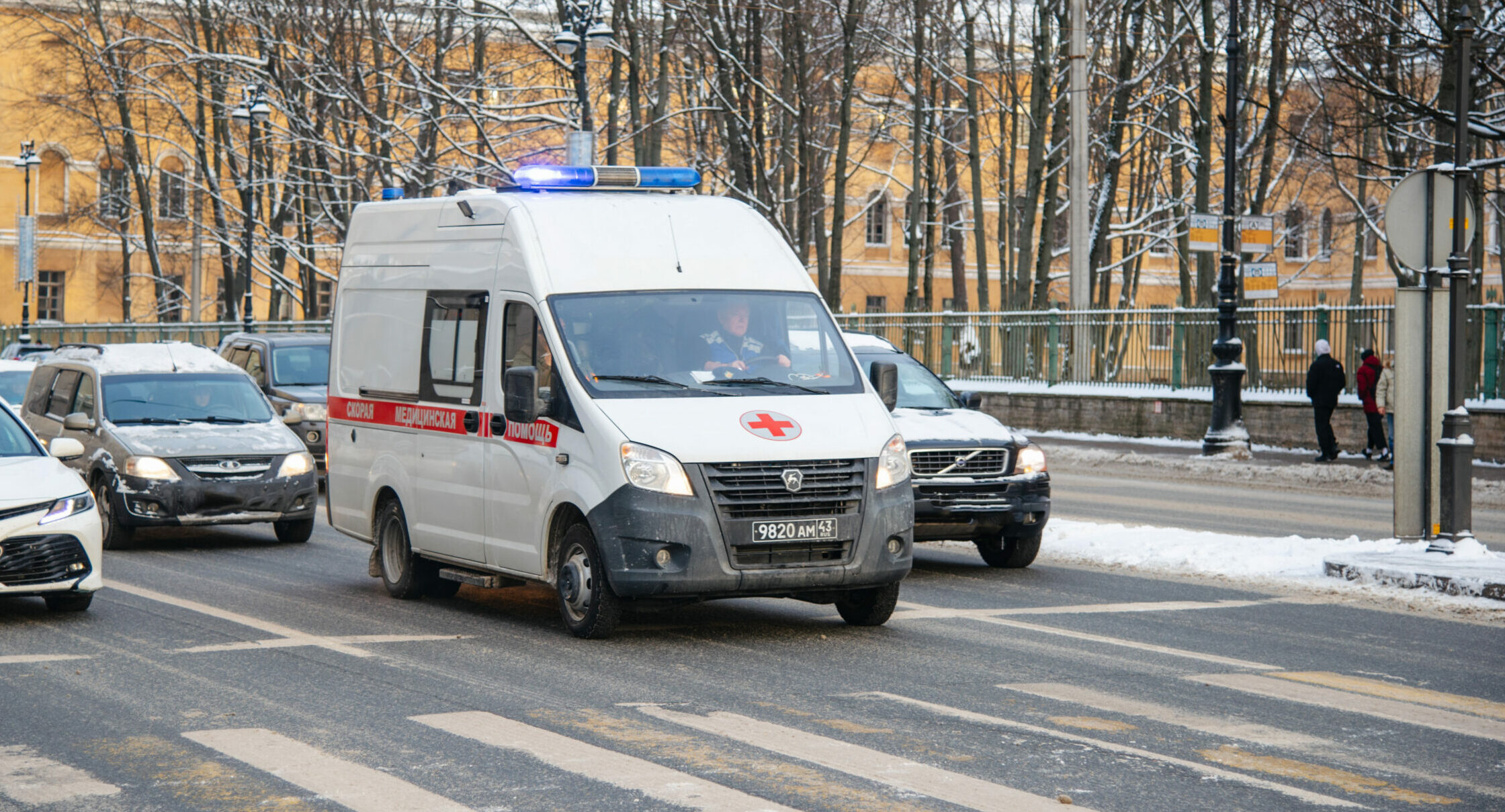 Автомобиль сбил ребенка в Красносельском районе | Телеканал Санкт-Петербург