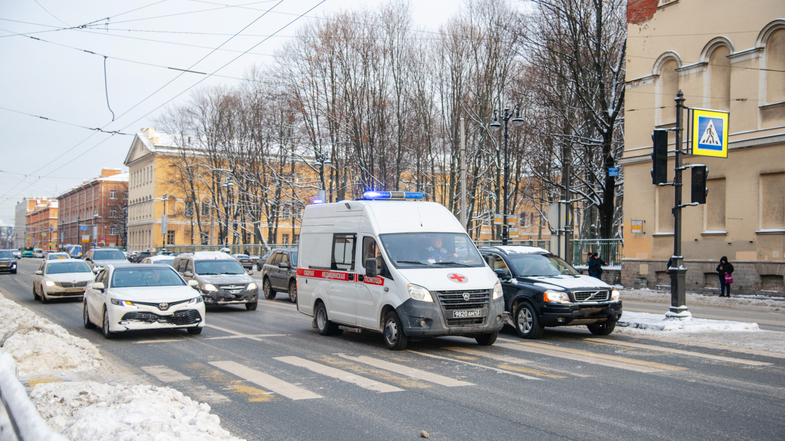 В ДТП на Благодатной улице пострадал младенец | Телеканал Санкт-Петербург