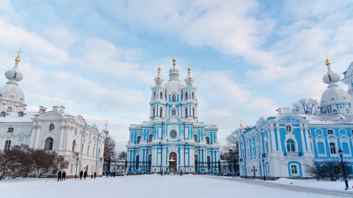 Морозы отступают: в воскресенье петербуржцев ждут снег и -8 градусов - tvspb.ru