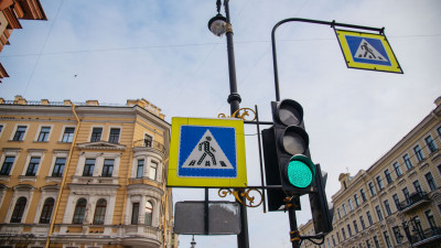 В центре Петербурга появились дорожные знаки с антивандальным покрытием