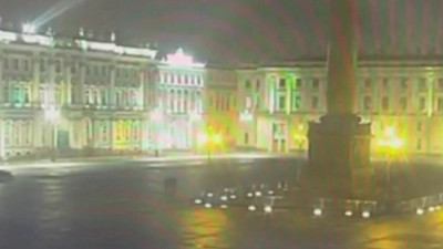 Водитель из Колпино получил 5 суток ареста за дрифт на Дворцовой площади