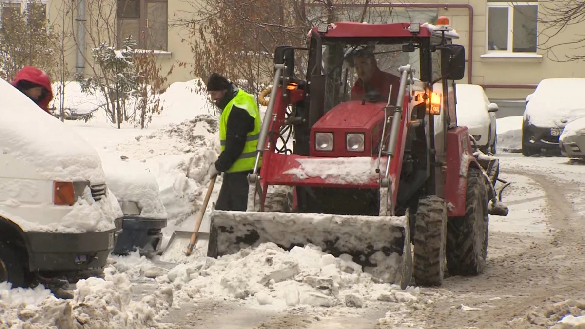 Контролировать уборку снега в Петербурге будут новые цифровые инструменты - tvspb.ru