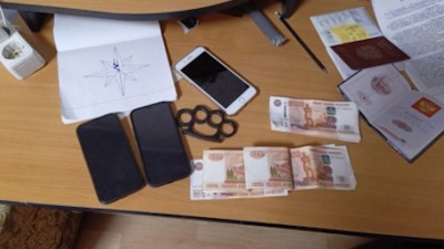 В Шушарах задержали троих разбойников: им грозит по 10 лет каждому за «улов» в 10 тысяч рублей