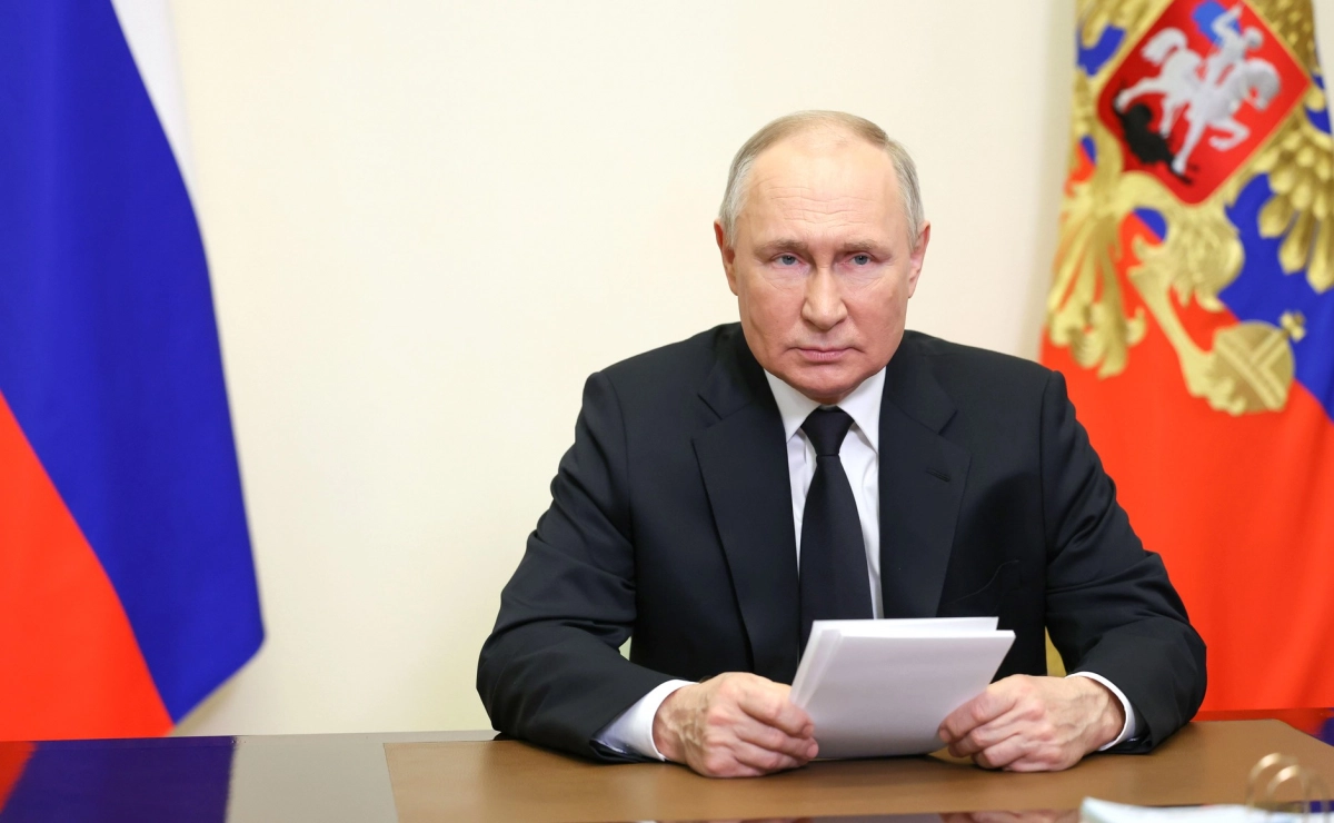 Владимир Путин поручил рассмотреть досрочный выход на пенсию медработников - tvspb.ru