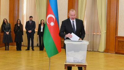 Ильхам Алиев набирает 93,9% голосов на выборах президента Азербайджана