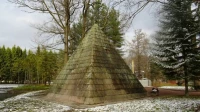 В Екатерининском парке отремонтируют территорию вокруг пирамиды