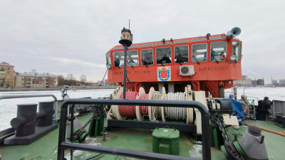 Угрозы подтопления нет: ледокол «Невская застава» оценил обстановку на Неве