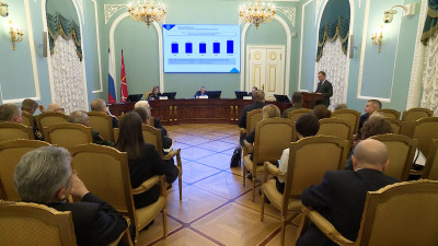 Новые дороги и доступная медицина: Александр Беглов рассказал о развитии Петербурга в ближайшие годы