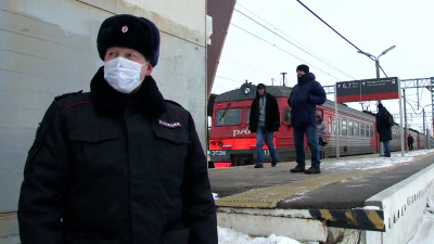 Александр Беглов поздравил петербуржцев с Днем транспортной полиции