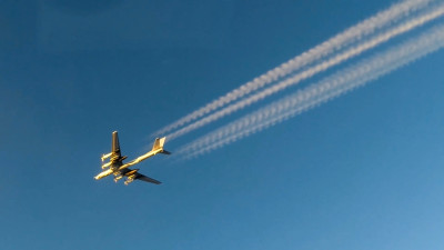 Два ракетоносца выполнили плановый полет над нейтральными водами Баренцева и Норвежского морей