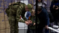 На фестивале «Русские меняют мир» петербуржцев научили управлять БПЛА