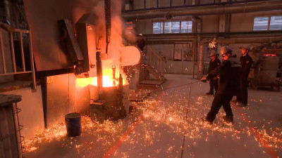 Александр Беглов осмотрел новые производственные площадки Обуховского завода