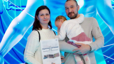 Семья из Заполярья выиграла на выставке «Россия» путевку в Петербург