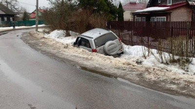 Пожилые одногодки на машинах Suzuki устроили две смертельные аварии в Ленобласти