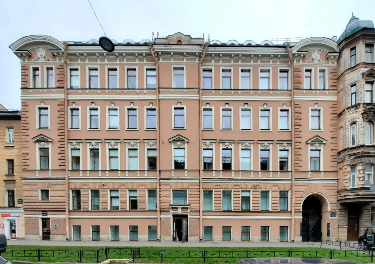 Бывшее здание Сбербанка на Верейской улице перестроят в коворкинг - tvspb.ru