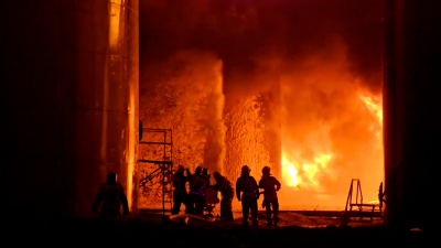 Под Курском на нефтебазе потушили пожар, полыхавший с прошлой ночи после атаки дрона