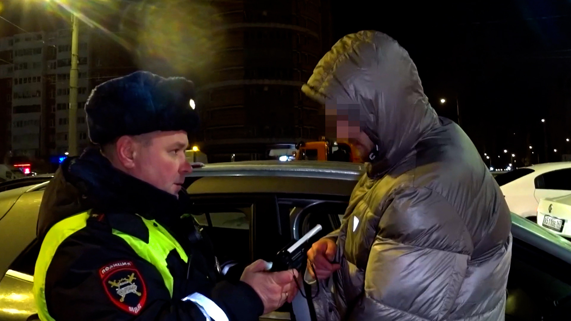 молодые счастливые петербуржцы. где провести выходные в спб. туристы в москве. "обжорный ряд в петербурге", 1858 г. иностранные туристы в спб.