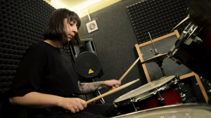 Самые мозговитые: почему стоит научиться играть на барабанах в любом возрасте