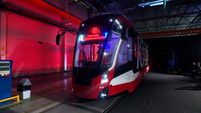 Юбилейный трамвай «Богатырь» скоро отправится в путь по улицам Петербурга