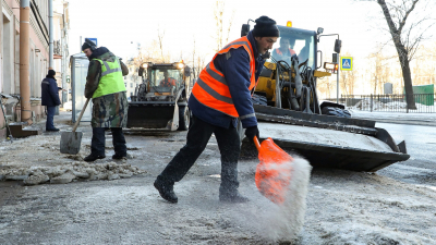Непрерывная уборка и устойчивый «плюс»: Как зима покидает Петербург