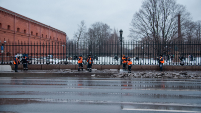 В Петербурге контролировать уборку улиц теперь будут и онлайн