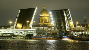 В ночь на 29 января в Петербурге развели семь мостов
