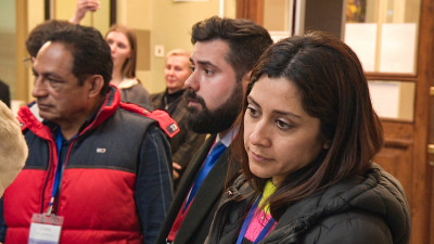 Группа международных наблюдателей из Латинской Америки посетила одну из участковых избирательных комиссий в Петербурге