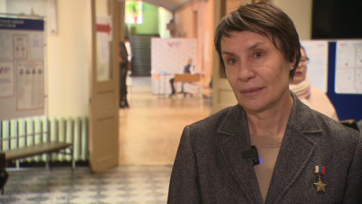 Шестикратная олимпийская чемпионка Любовь Егорова приняла участие в голосовании на выборах президента